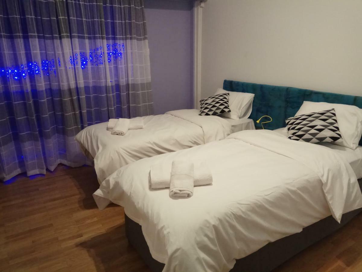 Central Mark-Apartment Rooms Volos Buitenkant foto